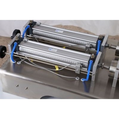 雙頭半自動膏體灌裝機 膏體液體化妝品定量灌裝機 氣動膏體罐裝機