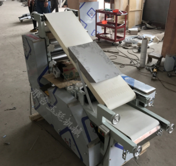 廠家供應多功能仿手工掉渣餅機白吉饃成型機里脊肉餅燒餅荷葉餅機