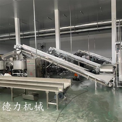 德力爬坡輸送機茶葉粉末上料注塑傳送帶裙邊生物顆粒破碎機