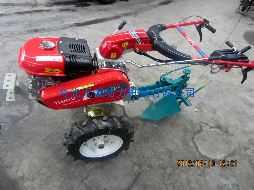 專業(yè)生產(chǎn)微耕機(jī) 定做各種型號微耕機(jī)專業(yè)生產(chǎn)微耕機(jī) 定做各種型號微耕機(jī)