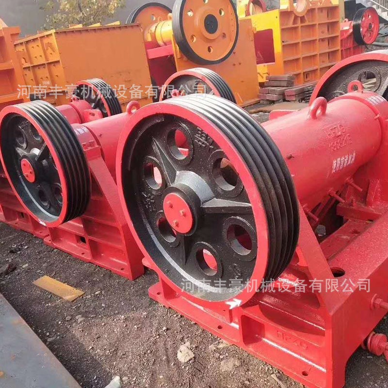 大型石料鄂式破碎機 銅礦石鄂式粉碎機 建筑碎磚碎石鄂式破碎機