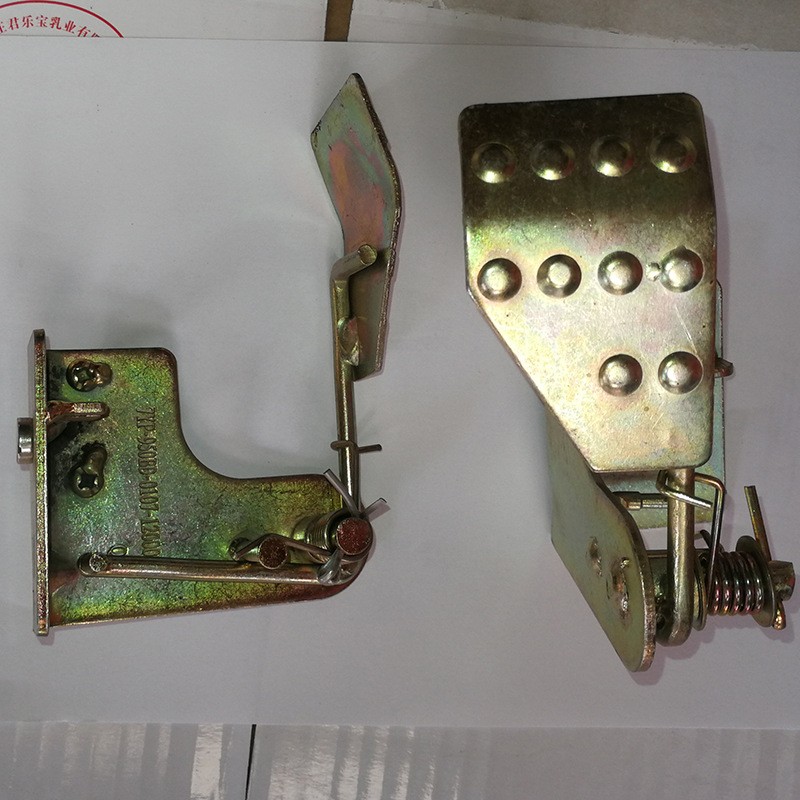 廠家現(xiàn)貨農(nóng)機(jī)油門踏板配件油門踏板總成農(nóng)機(jī)配件通用優(yōu)質(zhì)鋼材現(xiàn)貨