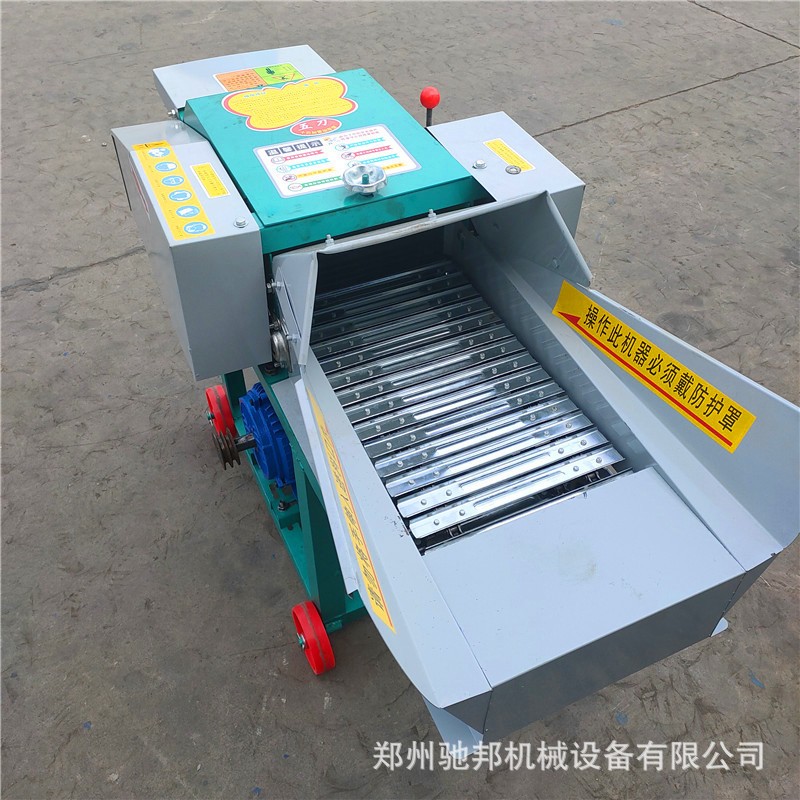 供應小型秸稈鍘草柔絲機移動式家用養(yǎng)殖飼料粉碎機