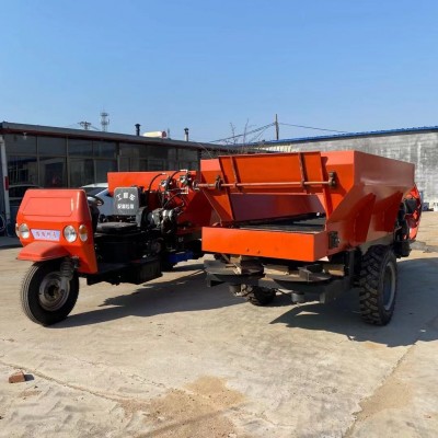 內(nèi)蒙農(nóng)牧場(chǎng)牛羊糞拋糞機(jī) 農(nóng)家顆粒肥撒肥機(jī) 農(nóng)田大棚撒糞車(chē)