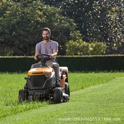 斯蒂佳ESTATE 384/598型后排式草坪車高爾夫球場(chǎng)運(yùn)動(dòng)場(chǎng)專用修草車