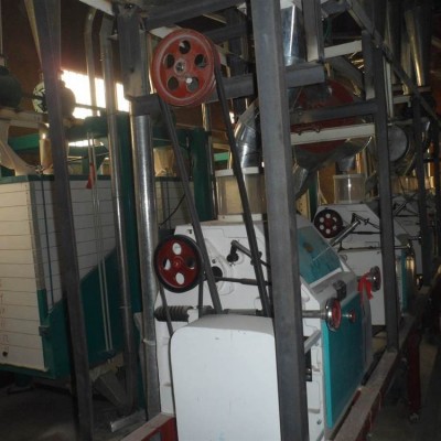 大型全自動磨面機 大成機械 磨面機器中小型 可加工小麥，玉米