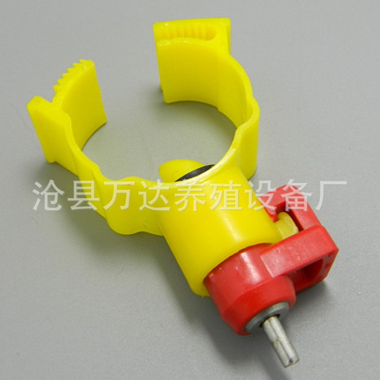 廠家供應(yīng) 雞用飲水器 家禽飲水器 雞用自動飲乳頭式水水器 家禽