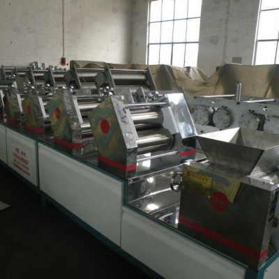 低溫掛面生產線 全自動面條機 大型商用壓面機