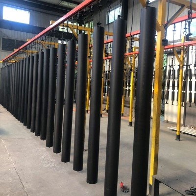 山東廠家貨源 各種尺寸礦用托輥 水泥廠托輥 電廠托輥 詳情請咨詢