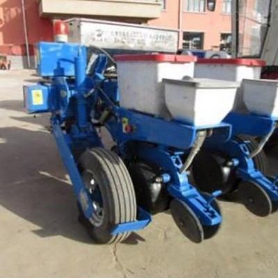 興義農(nóng)豐2BJM-2型精密免耕施肥播種機(jī)