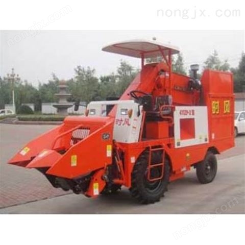 時(shí)風(fēng)4YZP-2摘穗剝皮型自走式玉米收獲機(jī)