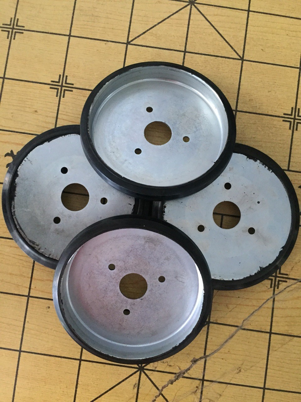 加工掃雪機(jī)橡膠超耐磨摩擦輪