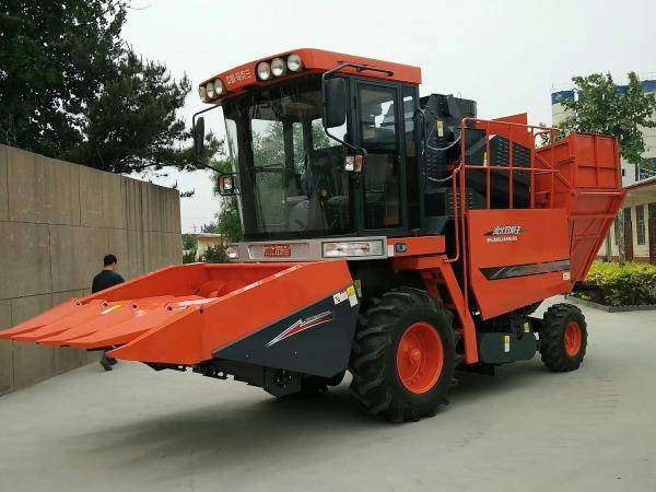 雙箭王4YZB-4自走式玉米收獲機