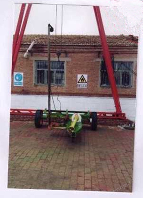 正鑲白旗戴偉9GWDQ-3.05型膠輪割草機(jī)