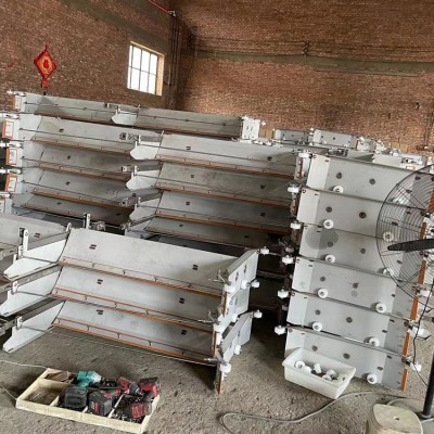 百民定制 不銹鋼刮糞機(jī) 養(yǎng)殖場糞便清理設(shè)備 多規(guī)格可定制