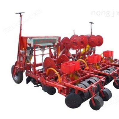 氣吸式精量鋪膜點(diǎn)播機(jī)