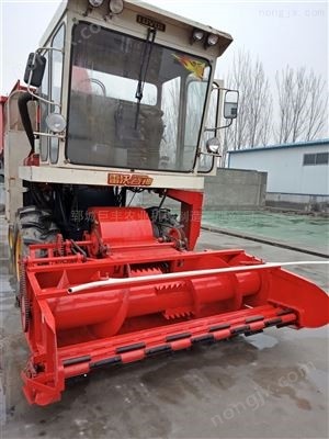 巨豐 玉米秸稈青儲機