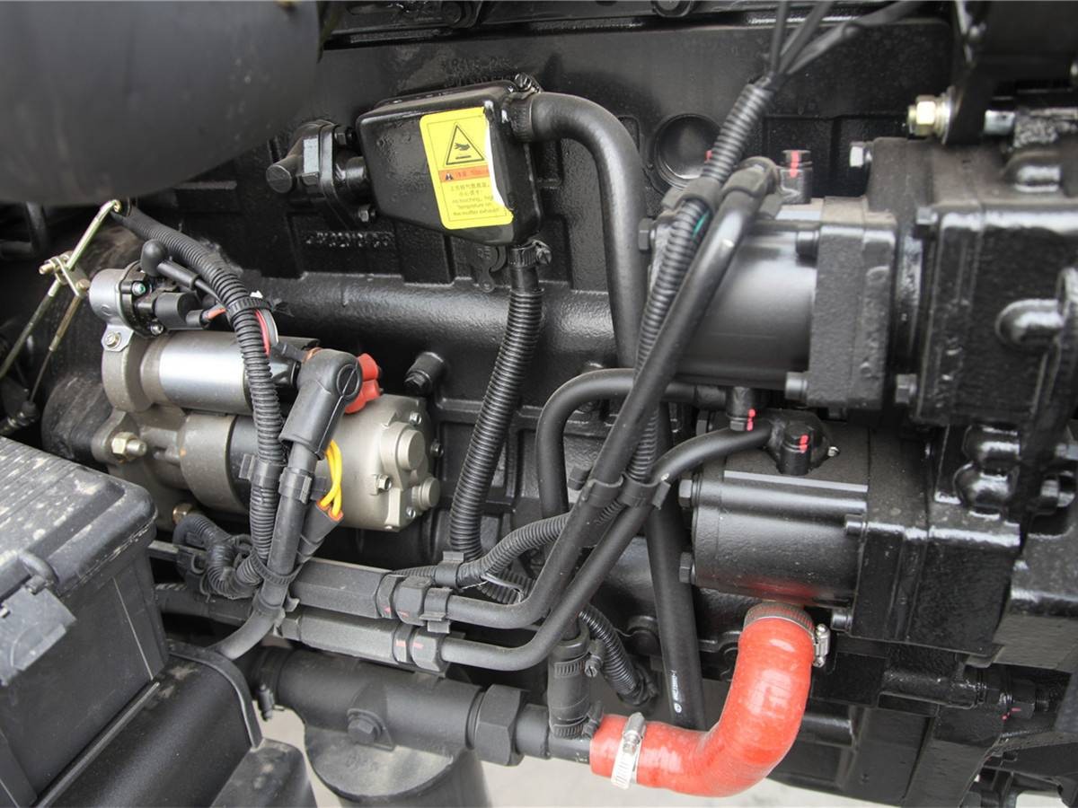 沭河LF904輪式拖拉機(jī)