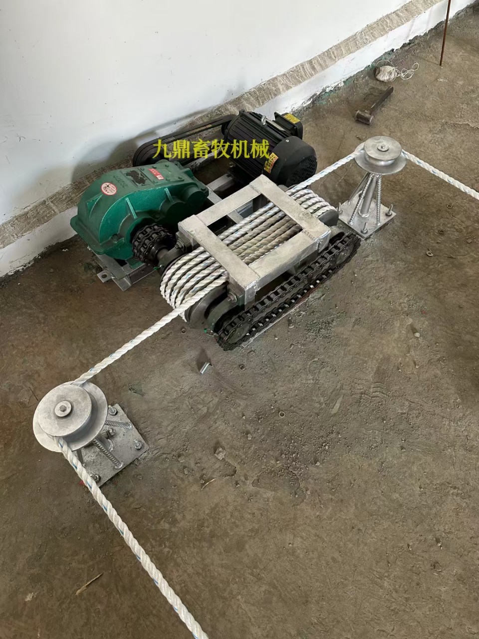 九鼎刮糞機廠家養殖場清糞機刮糞機不銹鋼刮板熱鍍鋅刮板漏糞板