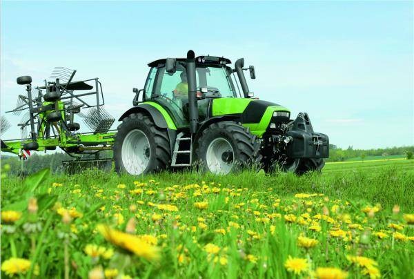 道依茨-法爾DF1604輪式拖拉機(jī)