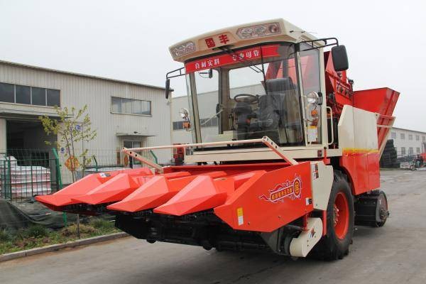 國(guó)豐4YZP-4D國(guó)豐4YZP-4D型自走式玉米收獲機(jī)