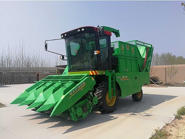 4YZB-4(G4)型自走式穗莖兼收玉米收獲機