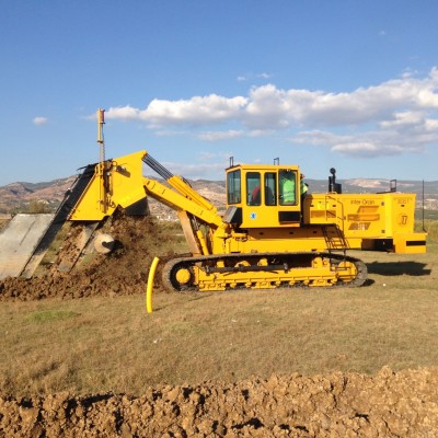 開溝鋪管機農田暗管排水工程